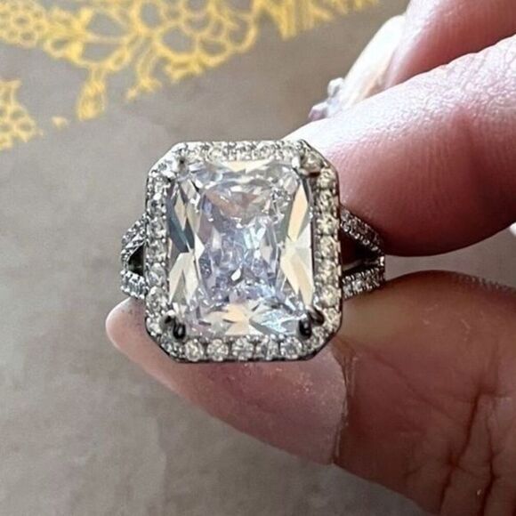 The Upgrade Ring 6 Carat statement engagement cocktail ring in 925 silver sz 6 - Picture 2 of 12